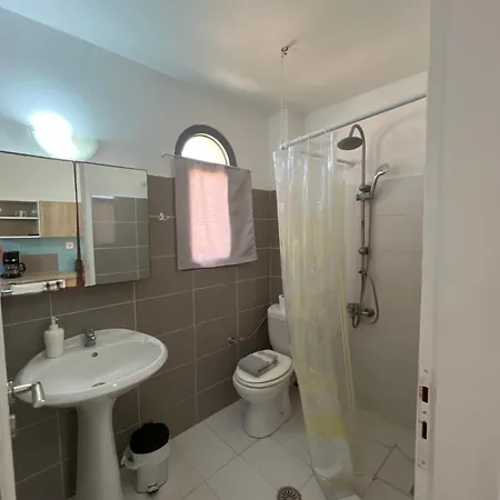 Leon Lux Hotel apartamentowy 3*