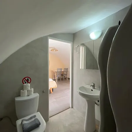 Hotel apartamentowy Leon Lux Perivolos